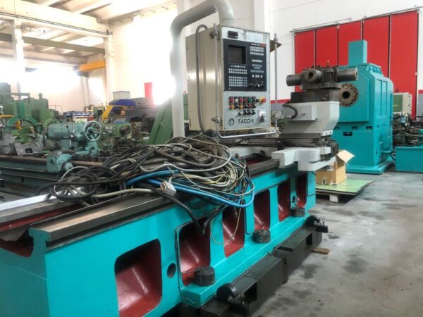 CNC Plandrehmaschine Tacchi CTU 2000