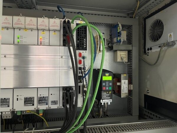 Fahrständerfräsmaschine