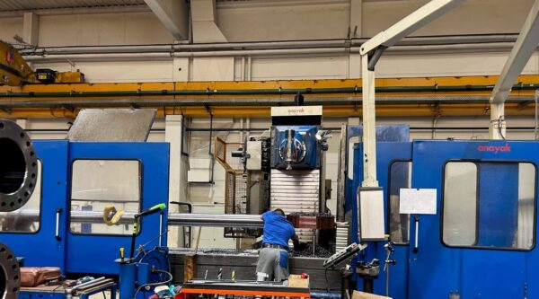 Fahrständerfräsmaschine