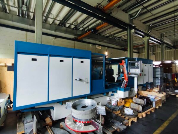 Gebrauchte Rundschleifmaschine TOS HOL-MONTA UB 63/750/2000