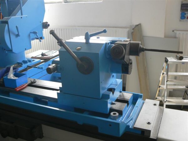 Überholte Rundschleifmaschine KARSTENS KC-AU 2000