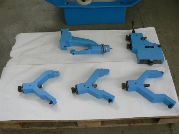 Überholte Rundschleifmaschine KARSTENS KC-AU 2000