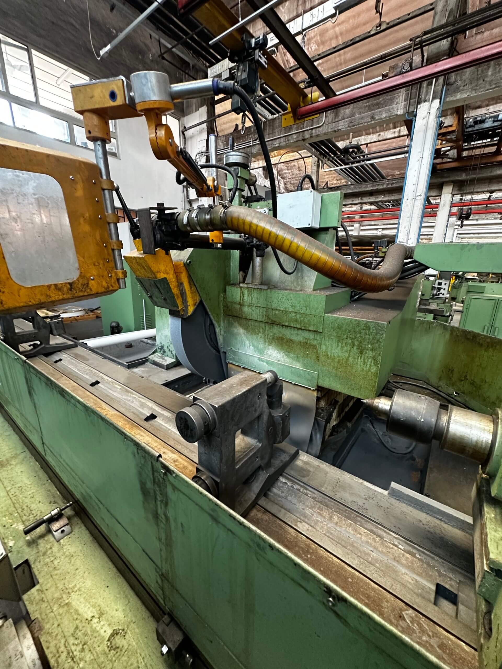 Gebrauchte Universal-Rundschleifmaschine GIORIA RUS 4000