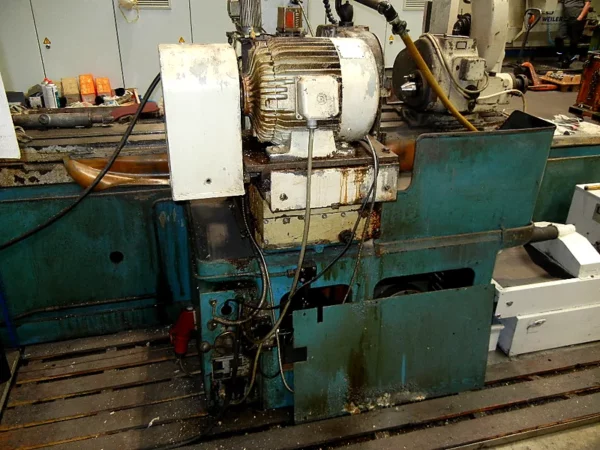 Außenrundschleifmaschine SCHAUDT AR 1.500 – Schleifkopf