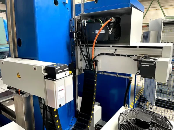 CNC Bohrwerk überholt: TOS WH 10 CNC – Bedienpult