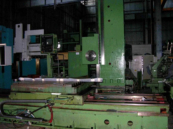 Gebrauchtes Tischbohrwerk TOS WHN 13.8 – Maschinenbett