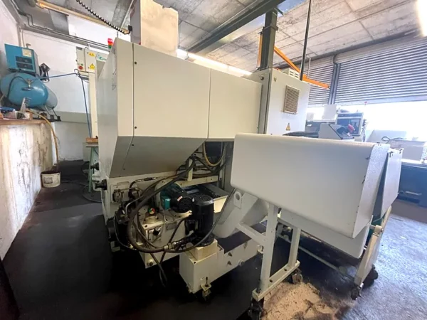 Gebrauchte CNC Drehmaschine Saeilo LT-12 – Seitenansicht