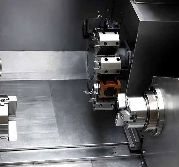 CNC Drehmaschine DT500E-S mit Gegenspindel & Siemens 828D | EMO 2025 – Steuerung