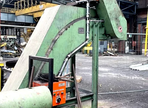 gebrauchte Drehbank WOHLENBERG E 1000 B (620x13000) – Steuerung