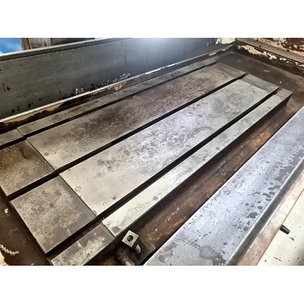 Gebrauchte Flachschleifmaschine TOS BRH 50 – Steuerung