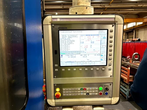 Fahrständerfräsmaschine – Werkzeugrevolver