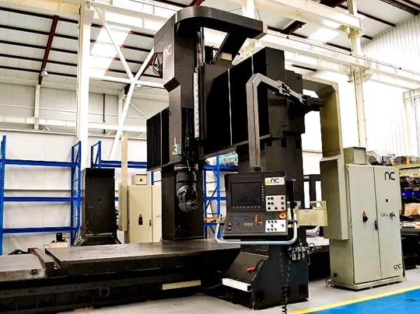 Überholte CNC Portalfräsmaschine CORREA FP40/40 – Gesamtansicht