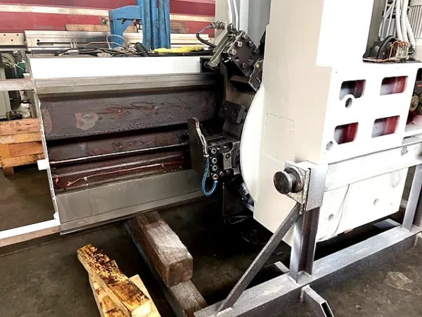 CNC Karusselldrehmaschine TOS SKIQ 16 - C-Achse – Hydraulik
