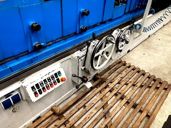 Konventionelle Rundschleifmaschine Cincinnati/MSO – Kuehlmittel