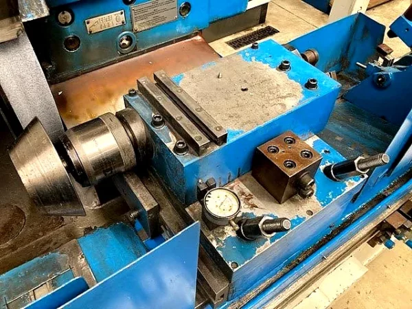 Konventionelle Rundschleifmaschine Cincinnati/MSO – Spindel