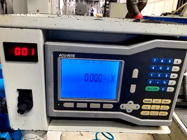 Konventionelle Rundschleifmaschine Cincinnati/MSO – Werkzeugaufnahme