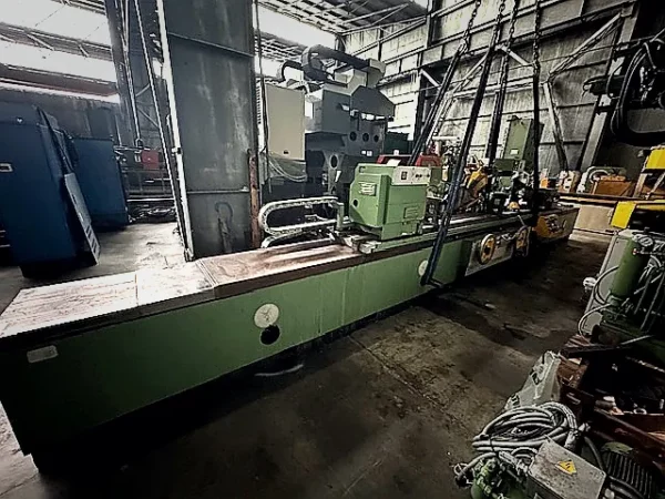 Rundschleifmaschine Gioria Rus 4000 Bedienpult 11