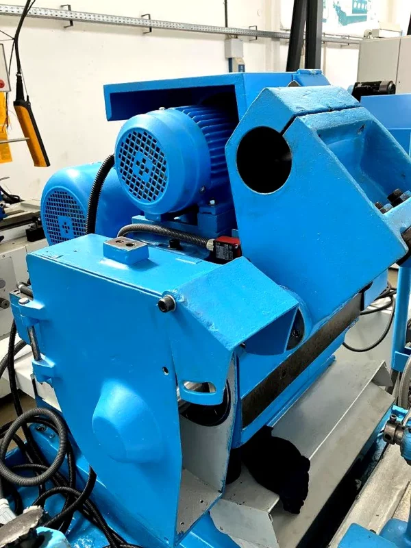 Konventionelle Rundschleifmaschine IMATEC Unigrinder 360 x 1.500 – Reitstock