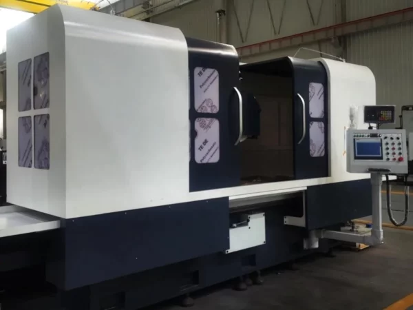 Kraft FS 16060 SD Hochpräzisions-Flachschleifmaschine Gesamtansicht mit Vollraumeinhausung