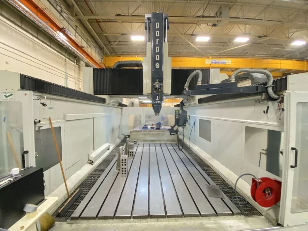 arpas OMNIA 53 5-Achsen Portalfräsmaschine Gantry-Bauweise Gesamtansicht